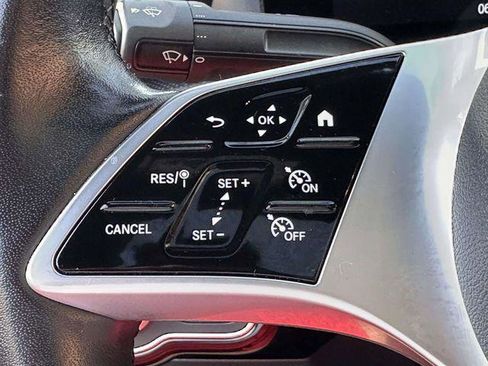 Used 2025 Mercedes-Benz CLA 250 4MATIC image 18