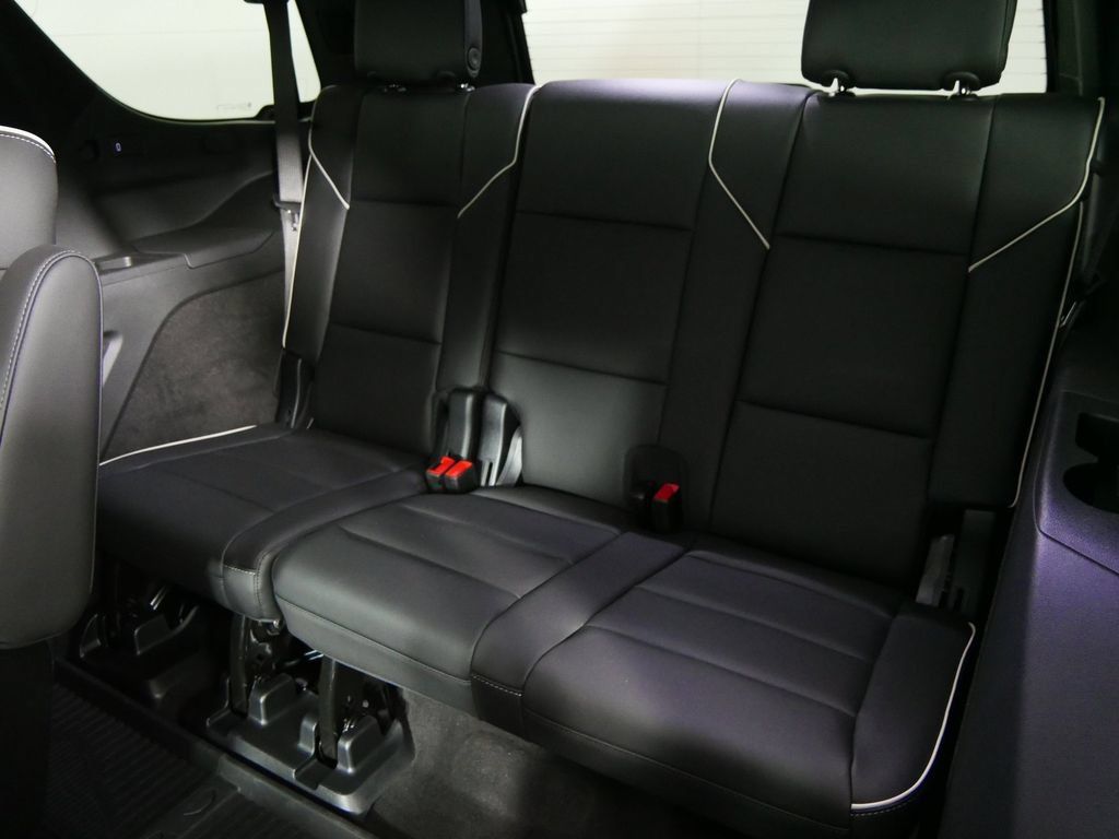 Used 2025 Cadillac Escalade Premium Luxury w/ Touring Package AWD/4WD image 22
