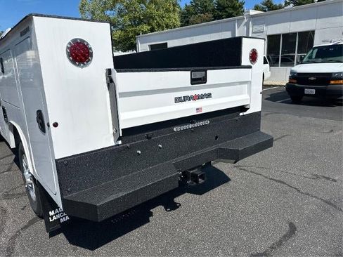 New 2025 GMC Sierra 2500 Pro w/ Convenience Package image 10