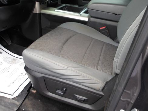 Used 2014 RAM 1500 Big Horn image 11