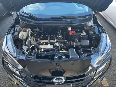 Used 2025 Nissan Versa SV FWD image 29