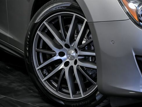 Used 2019 Maserati Ghibli S image 3