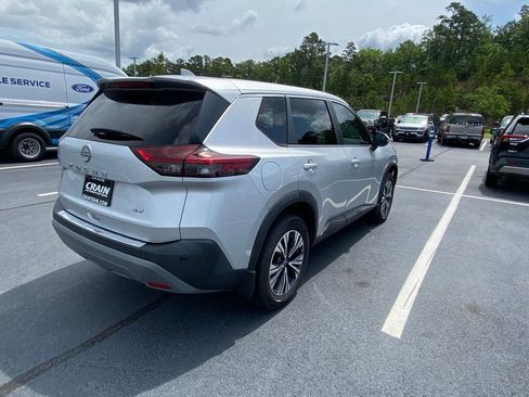 Used 2022 Nissan Rogue SV FWD image 7