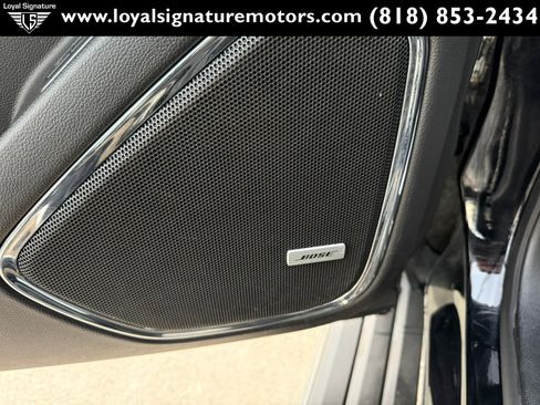 Used 2020 GMC Yukon Denali w/ Denali Ultimate Package image 29