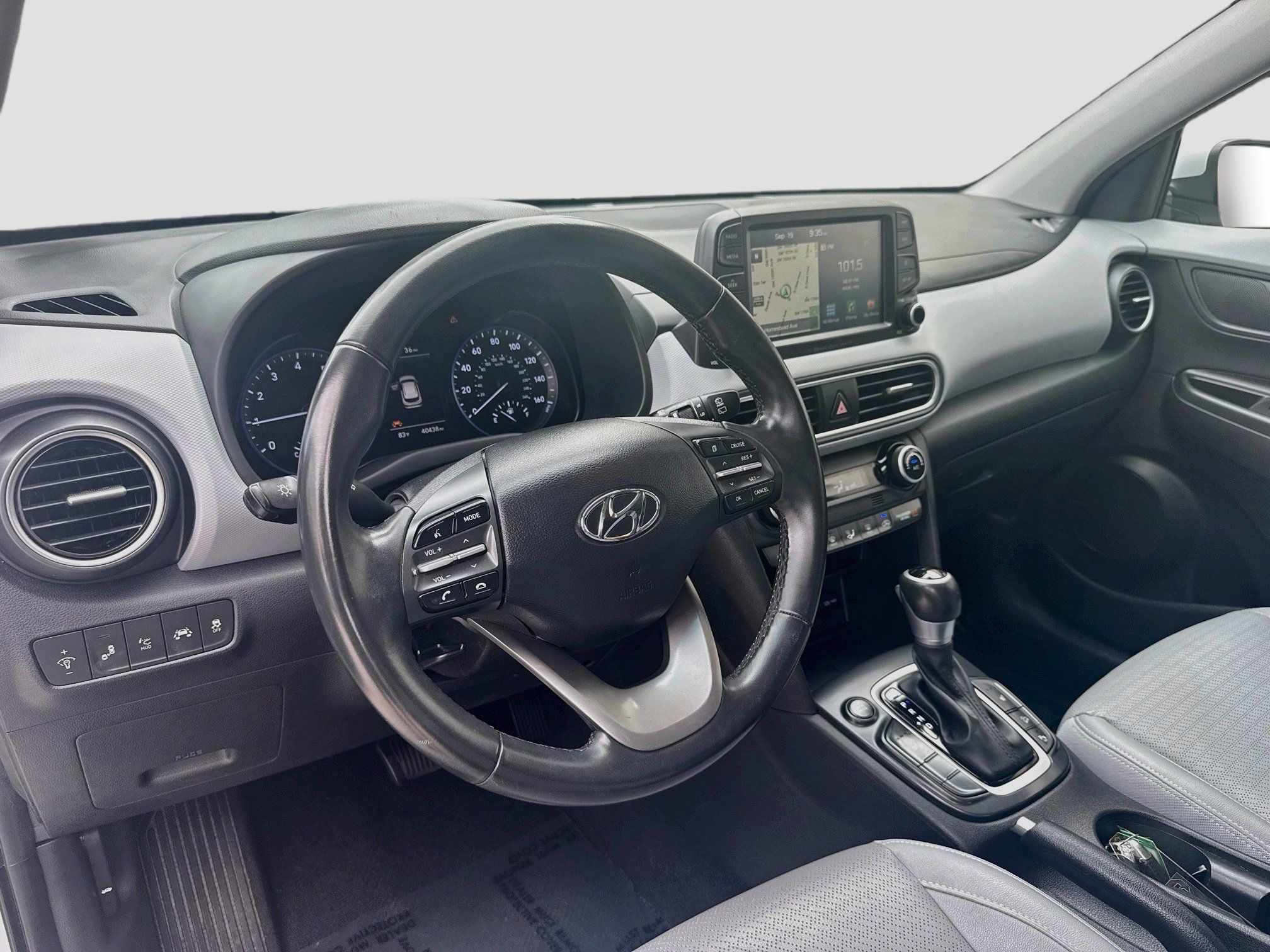 Used 2018 Hyundai Kona Ultimate FWD image 7