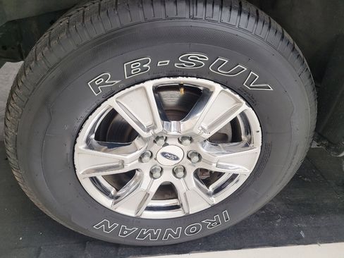 Used 2015 Ford F150 XLT w/ Equipment Group 301A Mid AWD/4WD image 31