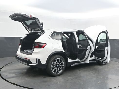New 2026 BMW X1 xDrive28i w/ Convenience Package image 50