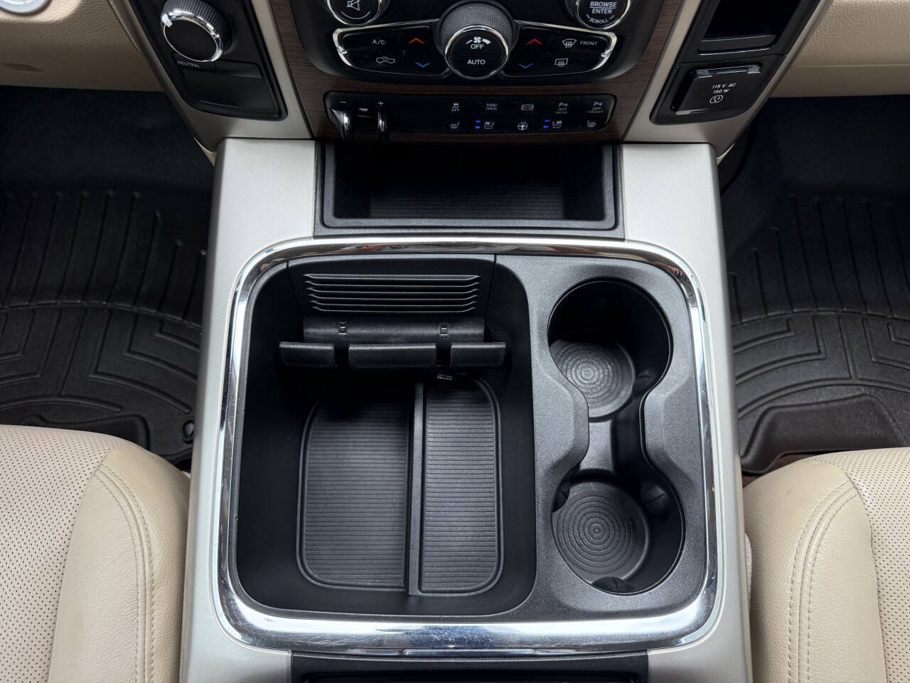 Used 2017 RAM 2500 Laramie AWD/4WD image 32