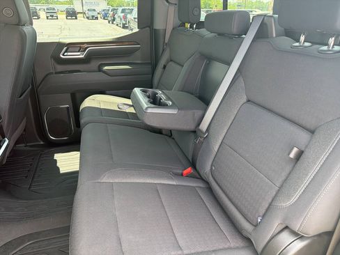 Used 2025 GMC Sierra 1500 Elevation w/ Preferred Package AWD/4WD image 16