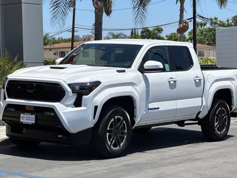 Used 2026 Toyota Tacoma TRD Sport AWD/4WD image 10