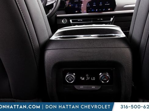 Used 2025 Chevrolet Traverse Z71 AWD/4WD image 20