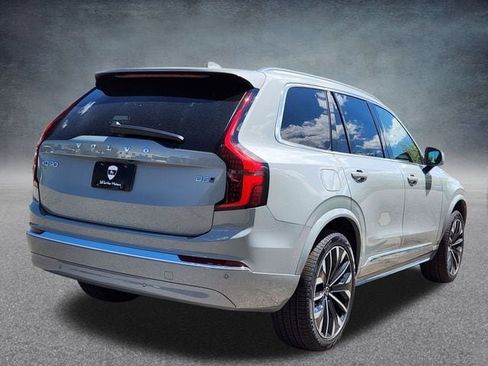 New 2025 Volvo XC90 B5 Core w/ Protection Package Premier image 3