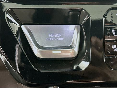 Used 2024 GMC Sierra 1500 Denali w/ Technology Package image 27