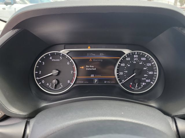 Used 2023 Nissan Sentra SR w/ Midnight Edition Package FWD image 23