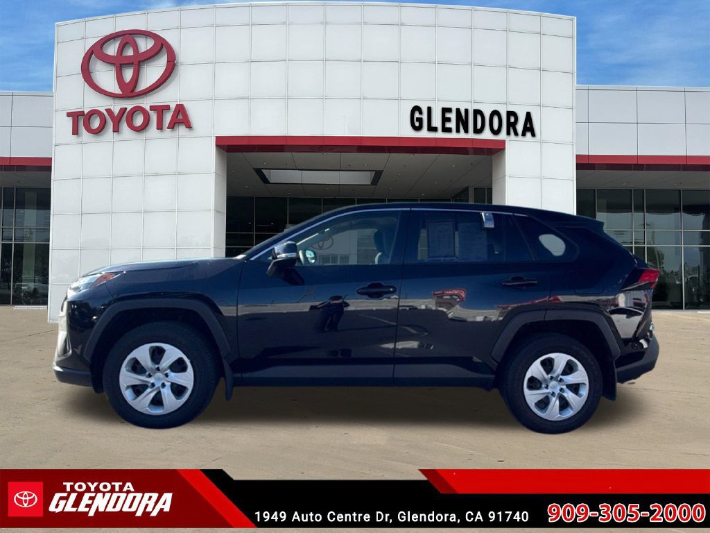 Certified 2025 Toyota RAV4 LE FWD image 6