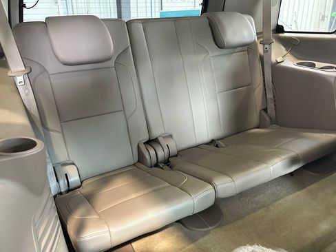 Used 2015 GMC Yukon SLT w/ Open Road Package AWD/4WD image 35
