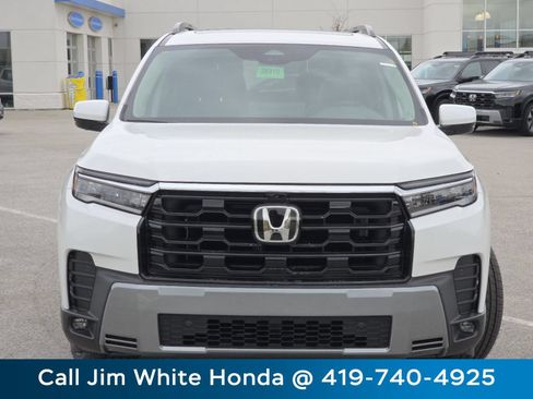 Certified 2026 Honda Pilot Elite image 13