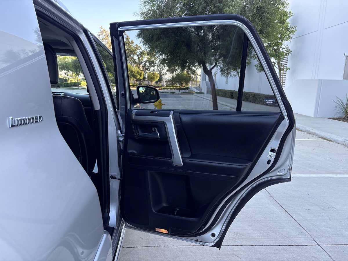 Used 2016 Toyota 4Runner Limited AWD/4WD image 13