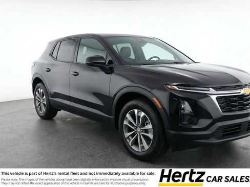 Used 2025 Chevrolet Equinox LT image 1