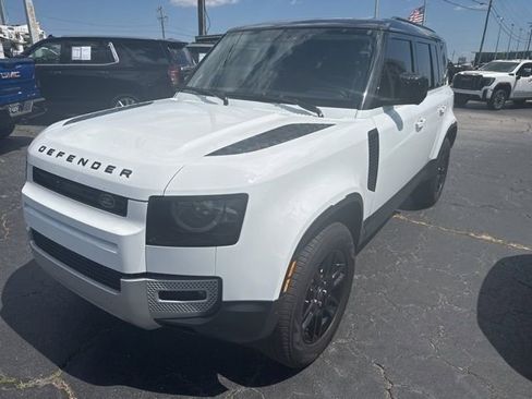 Used 2024 Land Rover Defender 110 S AWD/4WD image 9