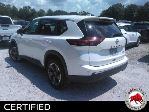 Used 2024 Nissan Rogue SV FWD image 2