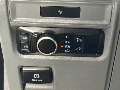 Used 2023 Ford F150 XL image 26