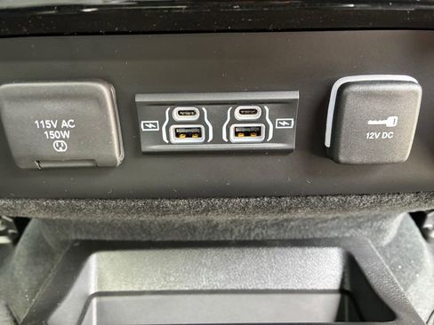 New 2026 Jeep Grand Wagoneer Limited AWD/4WD image 6