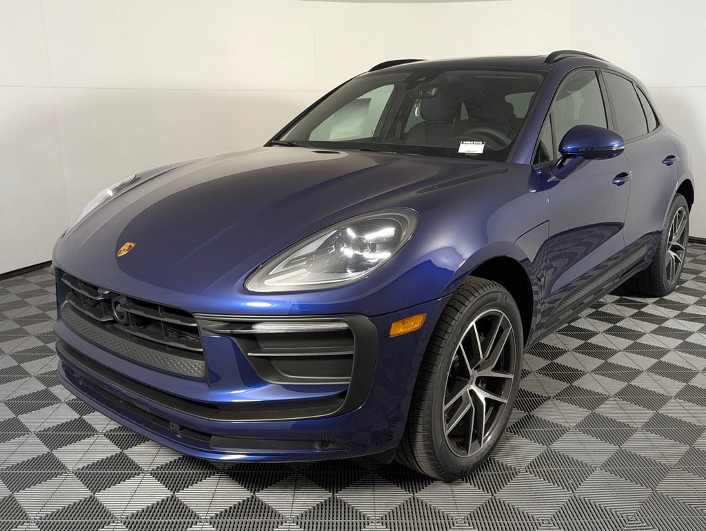 Certified 2026 Porsche Macan AWD/4WD image 1