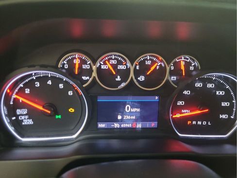 Used 2022 Chevrolet Silverado 1500 RST image 23