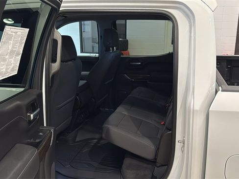 Used 2022 GMC Sierra 1500 Elevation image 18