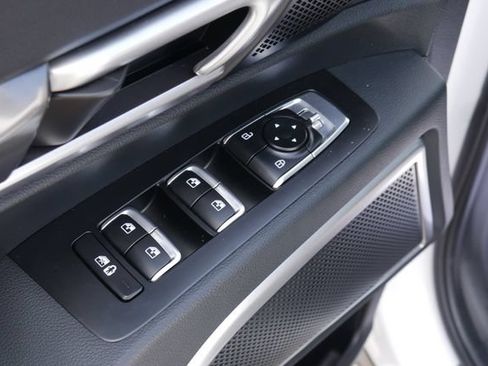 Used 2025 Kia Telluride S AWD/4WD image 16