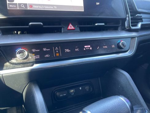 Used 2023 Kia Sportage EX image 23