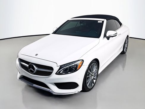 Used 2018 Mercedes-Benz C 300 Cabriolet image 4