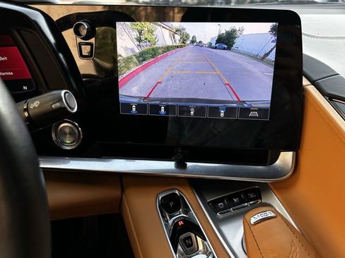Used 2020 Chevrolet Corvette Stingray Premium Cpe w/ 3LT Preferred Equipment Group RWD image 18