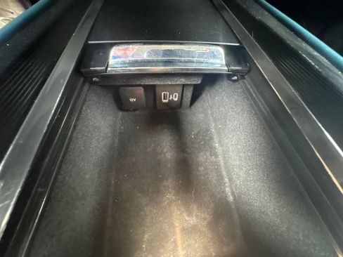 Used 2020 Lincoln Corsair Reserve FWD image 33