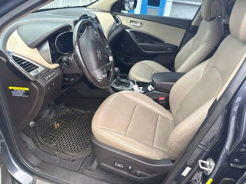 Used 2017 Hyundai Santa Fe Sport FWD image 16