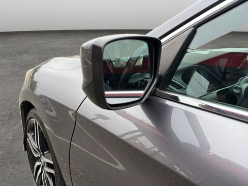 Used 2017 Honda Accord Sport image 30