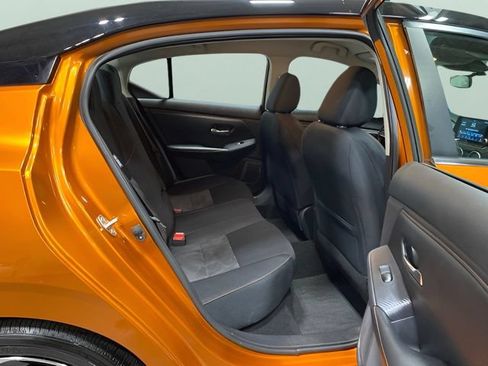 Certified 2023 Nissan Sentra SR FWD image 27