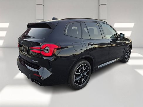 Used 2024 BMW X3 M40i image 4