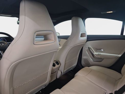 Used 2020 Mercedes-Benz CLA 250 image 16