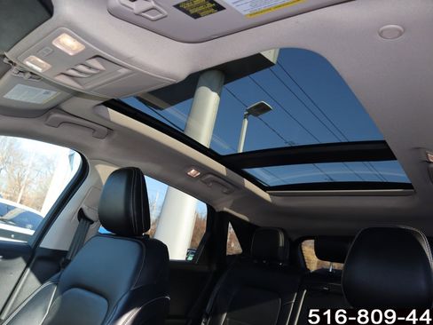 Used 2020 Ford Escape SEL image 10