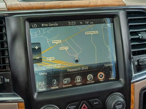 Used 2017 RAM 3500 Laramie Longhorn image 25