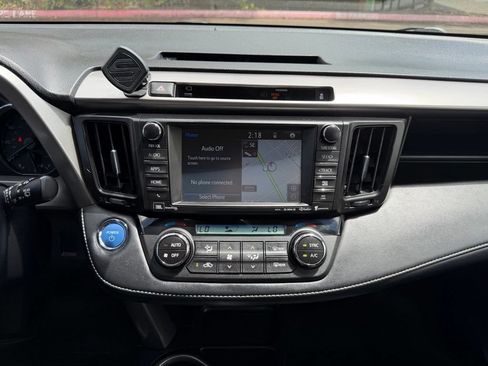 Used 2016 Toyota RAV4 Limited w/ Advanced Technology Package AWD/4WD image 20