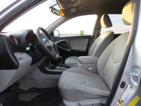 Used 2009 Toyota RAV4 2WD image 20