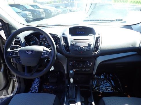 Used 2017 Ford Escape SE image 20