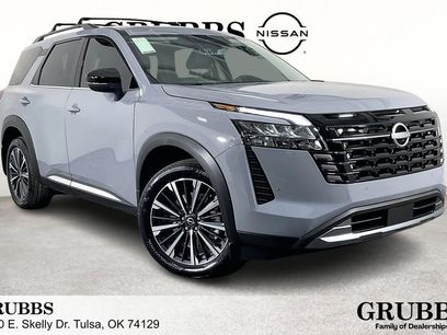 New 2026 Nissan Pathfinder Platinum w/ Cargo Package