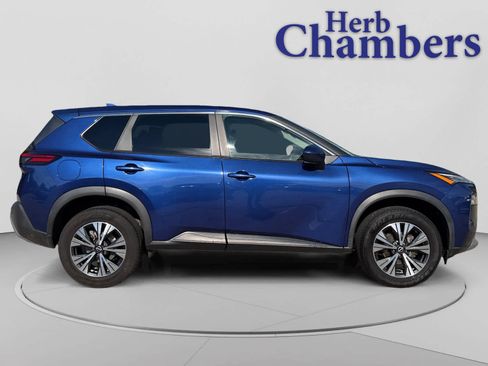 Used 2023 Nissan Rogue SV AWD/4WD image 11