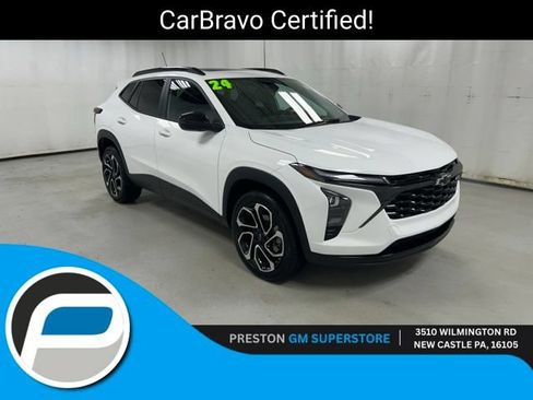 Certified 2024 Chevrolet Trax RS w/ Sunroof Package FWD image 1