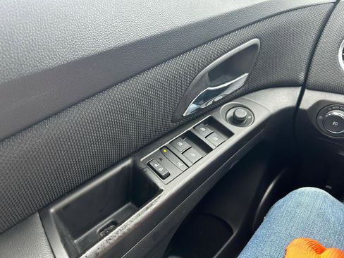 Used 2015 Chevrolet Cruze LTZ w/ Sun, Sound and Sport Package image 30