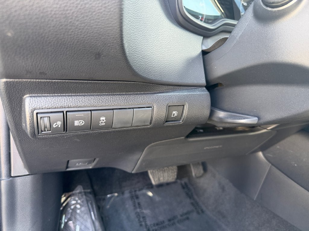 Used 2024 Toyota Corolla SE AWD/4WD image 19
